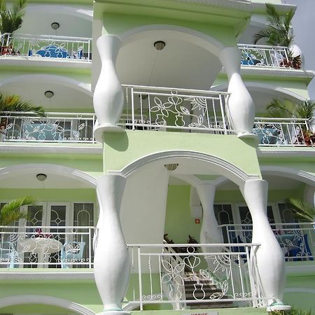 Villa Kissen Trou aux Biches Luaran gambar